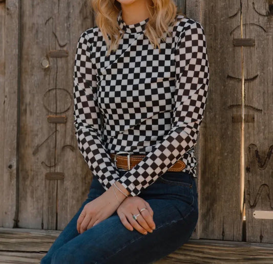 Checkered mesh top