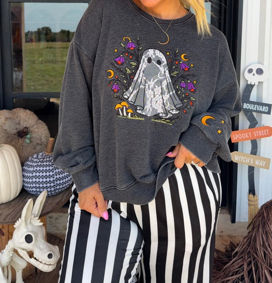 Ghost in Bloom Pullover