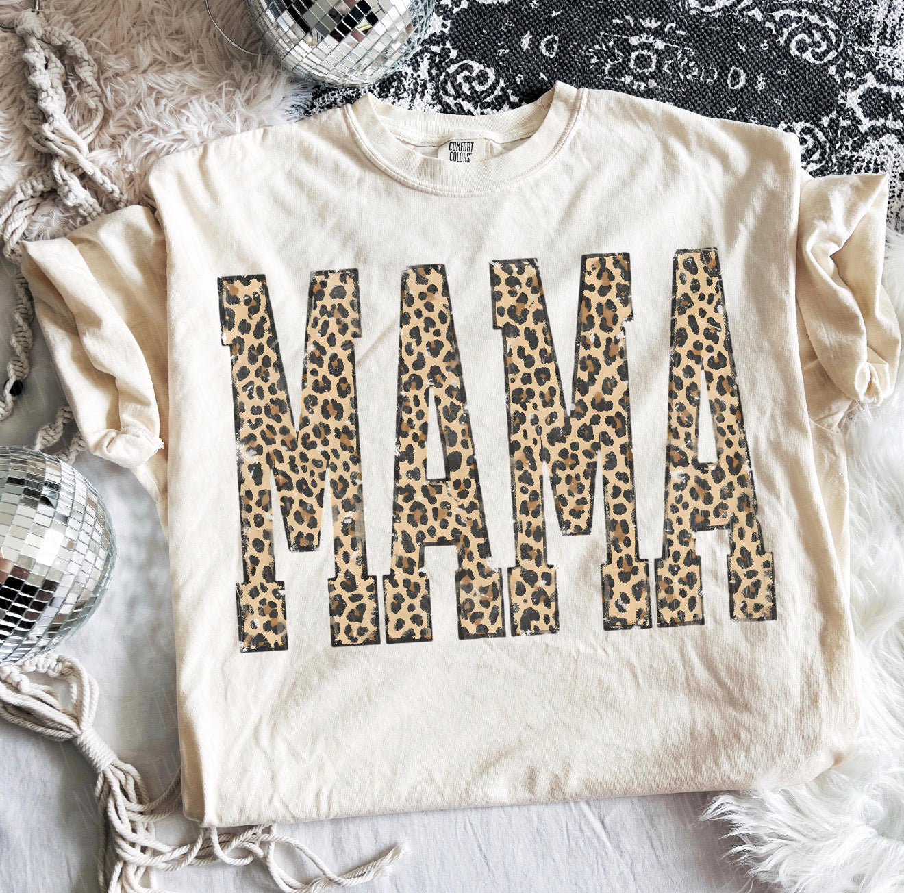 Mama leopard Tee