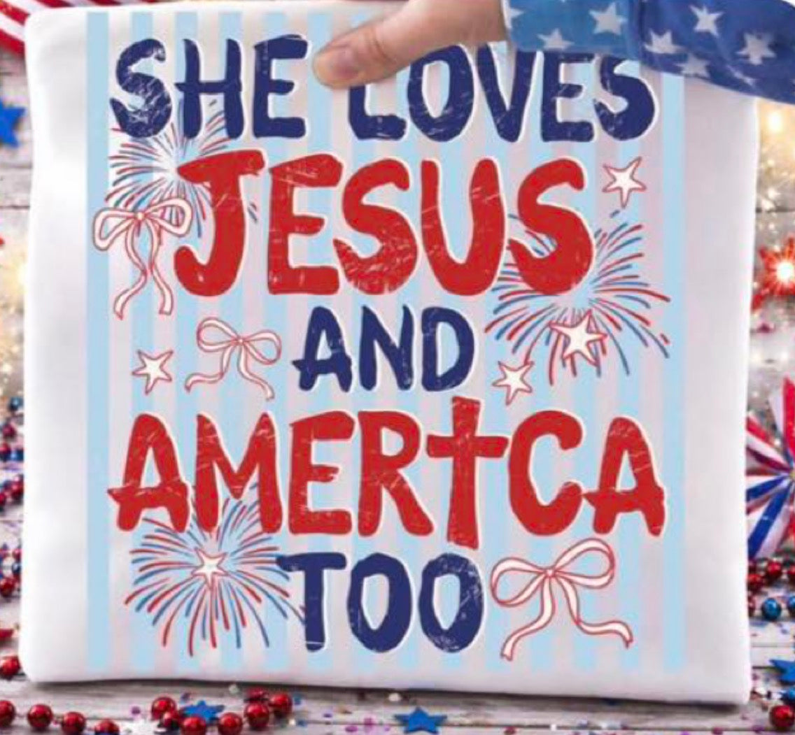 She loves Jesus comfort tee